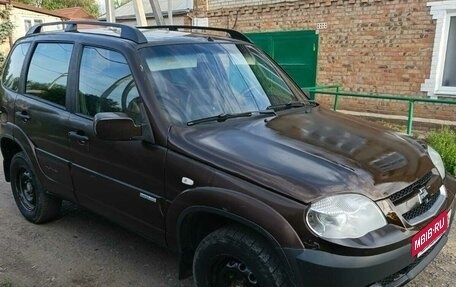 Chevrolet Niva I рестайлинг, 2011 год, 255 000 рублей, 2 фотография