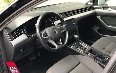 Volkswagen Passat B8 рестайлинг, 2020 год, 2 650 000 рублей, 3 фотография