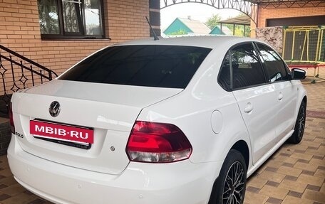 Volkswagen Polo VI (EU Market), 2013 год, 950 000 рублей, 4 фотография