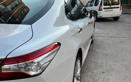 Toyota Camry, 2019 год, 2 620 000 рублей, 8 фотография