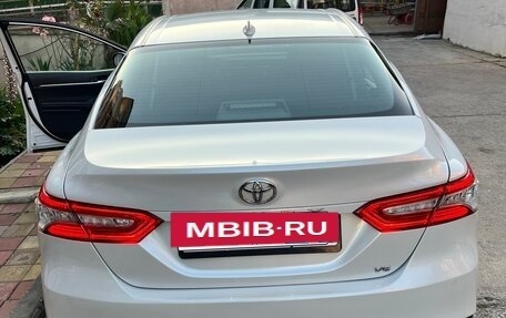 Toyota Camry, 2019 год, 2 620 000 рублей, 3 фотография