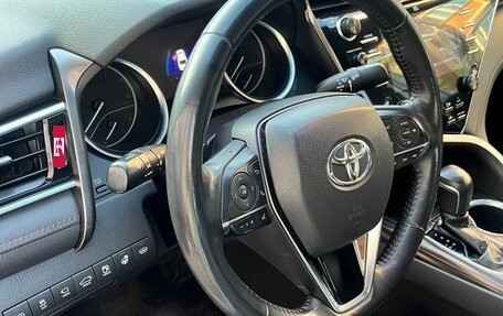 Toyota Camry, 2019 год, 2 620 000 рублей, 11 фотография