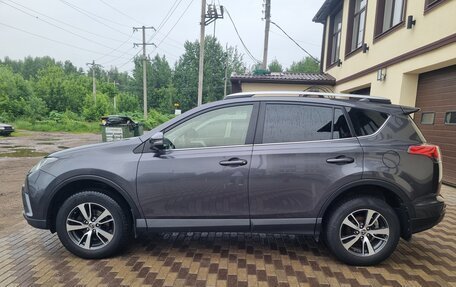 Toyota RAV4, 2016 год, 2 450 000 рублей, 4 фотография