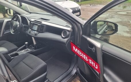 Toyota RAV4, 2016 год, 2 450 000 рублей, 10 фотография