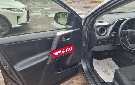 Toyota RAV4, 2016 год, 2 450 000 рублей, 9 фотография