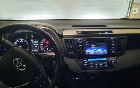 Toyota RAV4, 2016 год, 2 450 000 рублей, 23 фотография