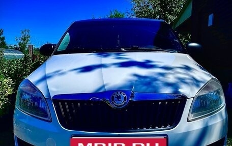 Skoda Fabia II, 2011 год, 530 000 рублей, 4 фотография
