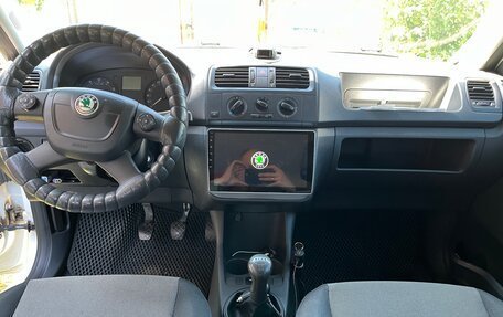 Skoda Fabia II, 2011 год, 530 000 рублей, 8 фотография
