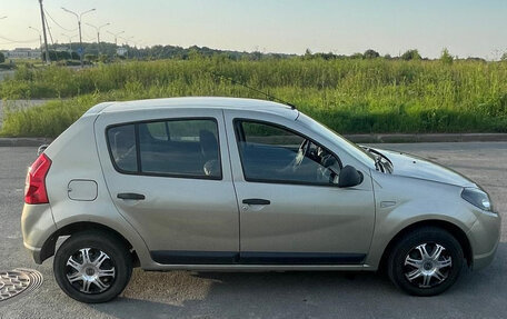 Renault Sandero I, 2013 год, 430 000 рублей, 1 фотография