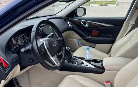 Infiniti Q50 I рестайлинг, 2017 год, 2 650 000 рублей, 6 фотография