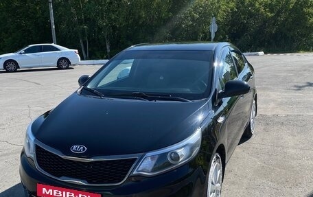 KIA Rio III рестайлинг, 2017 год, 919 999 рублей, 2 фотография