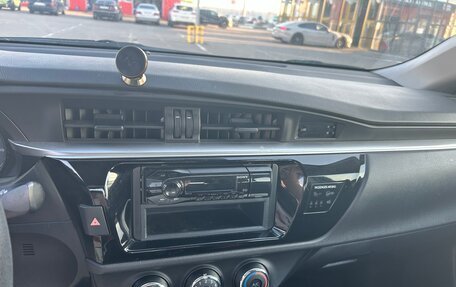 Toyota Corolla, 2015 год, 1 200 000 рублей, 5 фотография