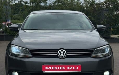 Volkswagen Jetta VI, 2013 год, 1 050 000 рублей, 5 фотография