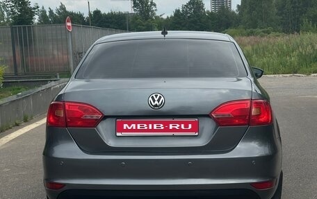 Volkswagen Jetta VI, 2013 год, 1 050 000 рублей, 6 фотография