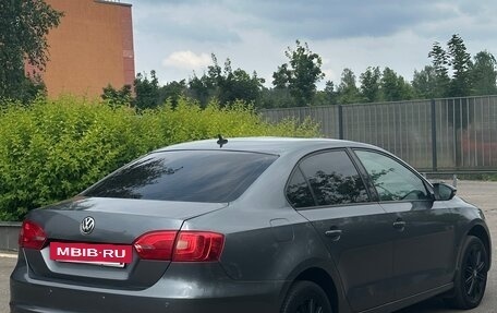 Volkswagen Jetta VI, 2013 год, 1 050 000 рублей, 4 фотография