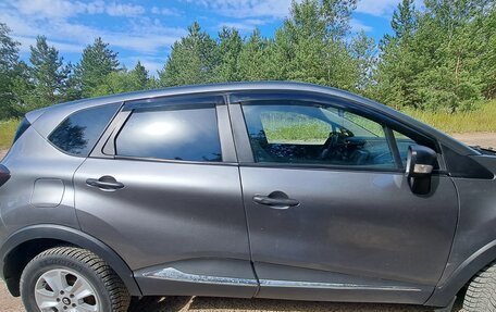 Renault Kaptur I рестайлинг, 2017 год, 1 200 000 рублей, 8 фотография