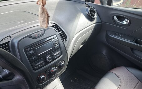 Renault Kaptur I рестайлинг, 2017 год, 1 200 000 рублей, 14 фотография