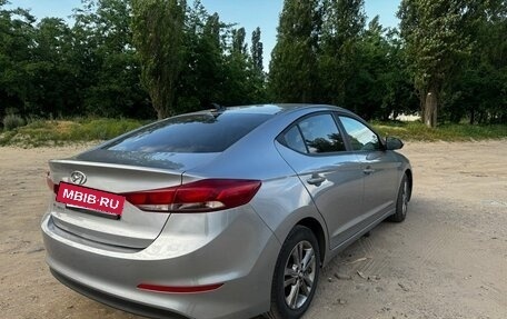 Hyundai Elantra VI рестайлинг, 2016 год, 1 340 000 рублей, 5 фотография