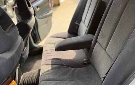Mitsubishi Galant VIII, 2001 год, 450 000 рублей, 12 фотография