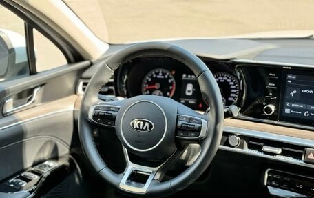 KIA K5, 2021 год, 2 100 000 рублей, 12 фотография
