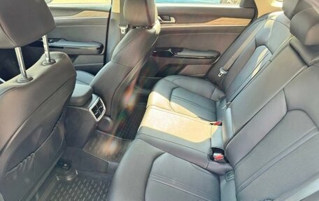 KIA K5, 2021 год, 2 100 000 рублей, 16 фотография