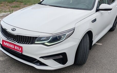 KIA Optima IV, 2020 год, 1 900 000 рублей, 6 фотография