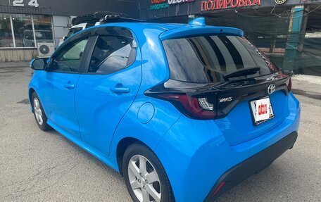 Toyota Yaris, 2021 год, 1 550 000 рублей, 5 фотография