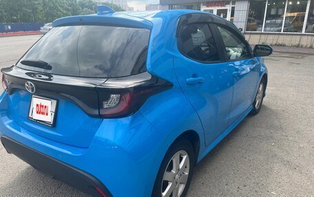 Toyota Yaris, 2021 год, 1 550 000 рублей, 7 фотография