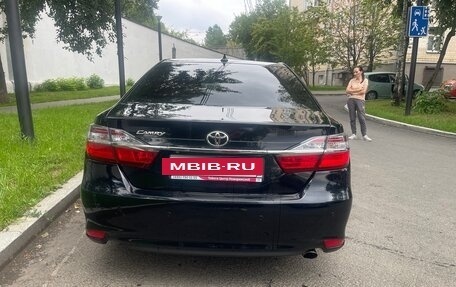Toyota Camry, 2017 год, 2 200 000 рублей, 3 фотография