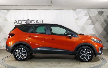 Renault Kaptur I рестайлинг, 2017 год, 1 069 000 рублей, 6 фотография