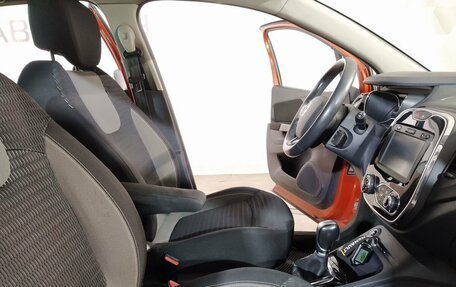 Renault Kaptur I рестайлинг, 2017 год, 1 069 000 рублей, 18 фотография