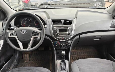 Hyundai Solaris II рестайлинг, 2015 год, 1 200 000 рублей, 9 фотография