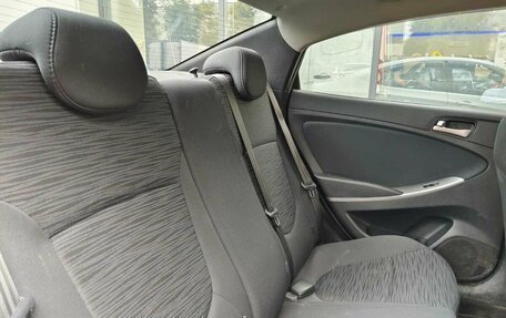 Hyundai Solaris II рестайлинг, 2015 год, 1 200 000 рублей, 11 фотография