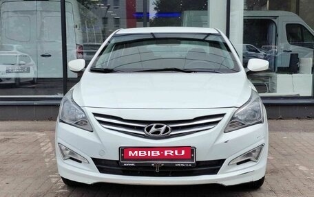Hyundai Solaris II рестайлинг, 2015 год, 1 200 000 рублей, 2 фотография