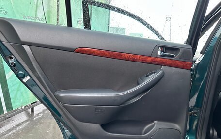 Toyota Avensis III рестайлинг, 2004 год, 599 999 рублей, 22 фотография