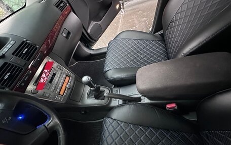Toyota Avensis III рестайлинг, 2004 год, 599 999 рублей, 18 фотография