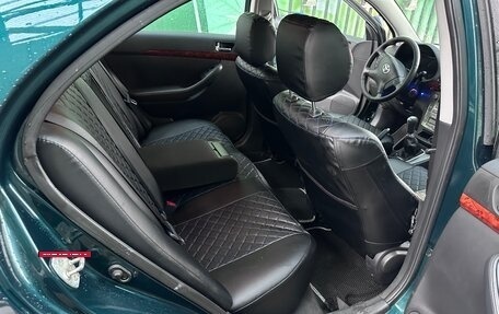 Toyota Avensis III рестайлинг, 2004 год, 599 999 рублей, 23 фотография