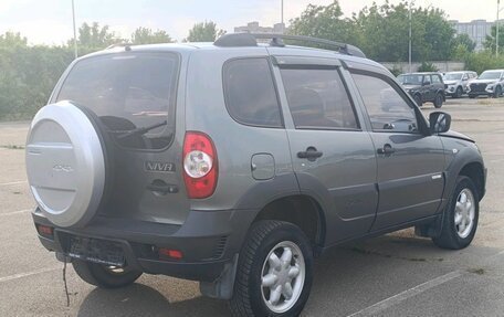 Chevrolet Niva I рестайлинг, 2012 год, 590 000 рублей, 5 фотография