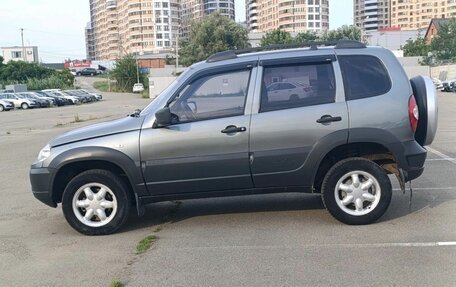 Chevrolet Niva I рестайлинг, 2012 год, 590 000 рублей, 8 фотография