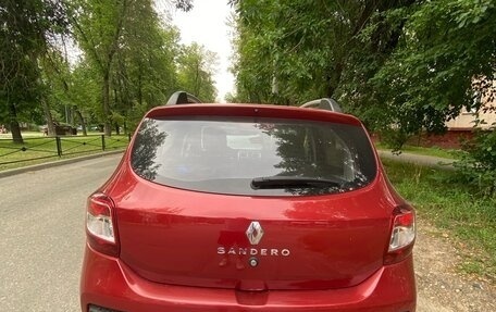 Renault Sandero II рестайлинг, 2020 год, 900 000 рублей, 2 фотография