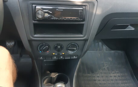 Skoda Rapid I, 2014 год, 820 000 рублей, 29 фотография