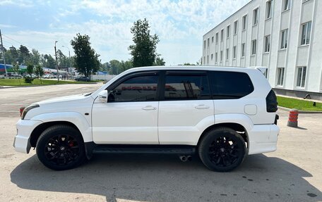 Toyota Land Cruiser Prado 120 рестайлинг, 2004 год, 2 000 000 рублей, 3 фотография
