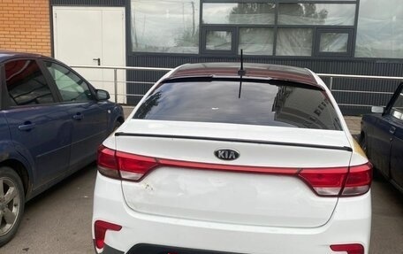 KIA Rio IV, 2018 год, 600 000 рублей, 2 фотография