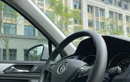 Volkswagen Tiguan II, 2021 год, 1 705 000 рублей, 18 фотография