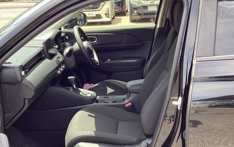 Honda Vezel, 2022 год, 1 740 000 рублей, 21 фотография