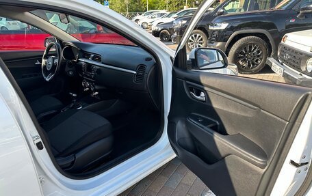KIA Rio IV, 2020 год, 1 200 000 рублей, 10 фотография