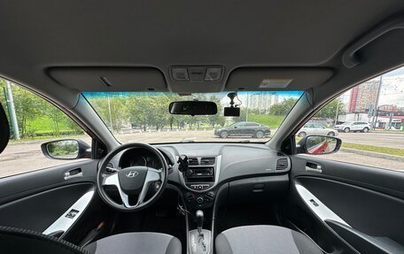 Hyundai Solaris II рестайлинг, 2013 год, 890 000 рублей, 9 фотография
