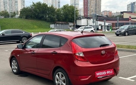 Hyundai Solaris II рестайлинг, 2013 год, 890 000 рублей, 8 фотография