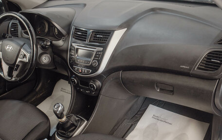 Hyundai Solaris II рестайлинг, 2015 год, 799 000 рублей, 9 фотография
