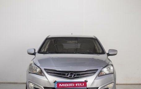 Hyundai Solaris II рестайлинг, 2015 год, 799 000 рублей, 2 фотография